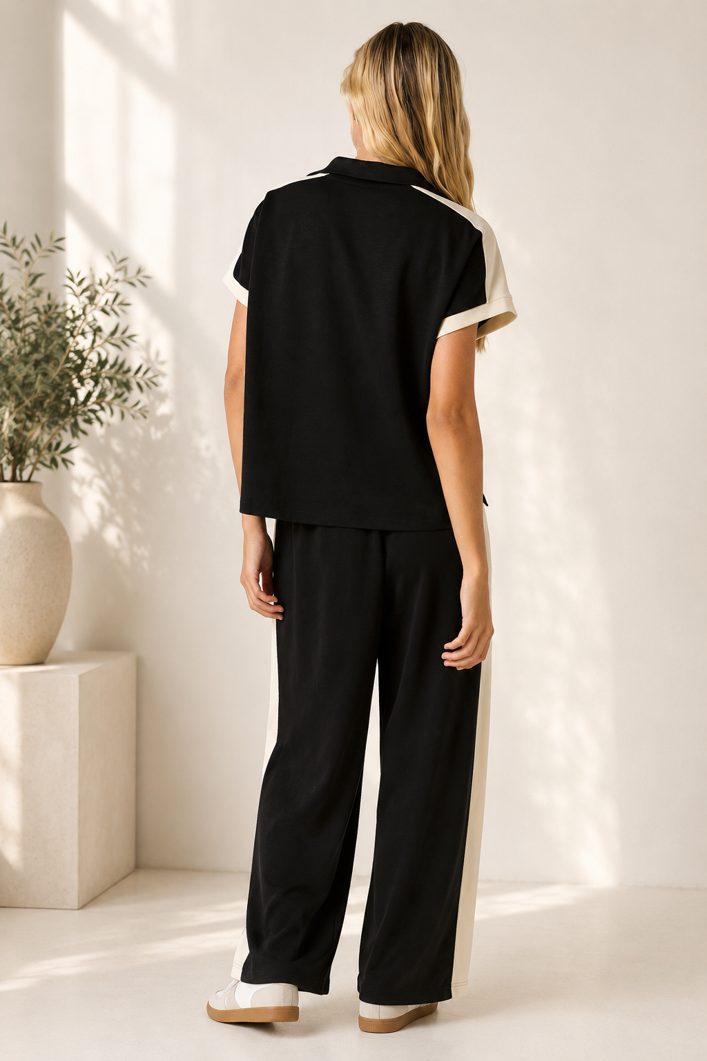 The Monroe Contrast bottoms