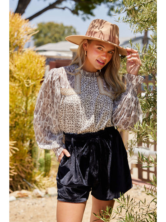 🖤 Velvet Paperbag Shorts