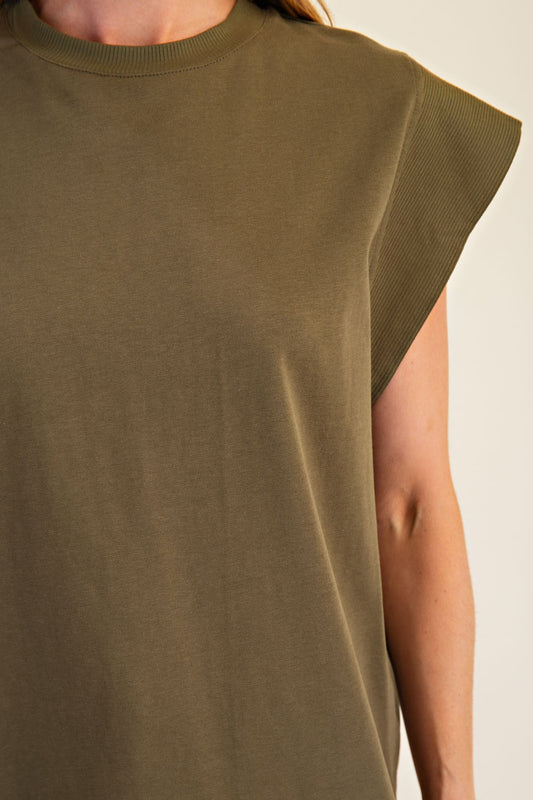 Round Neck Sleeveless Tops