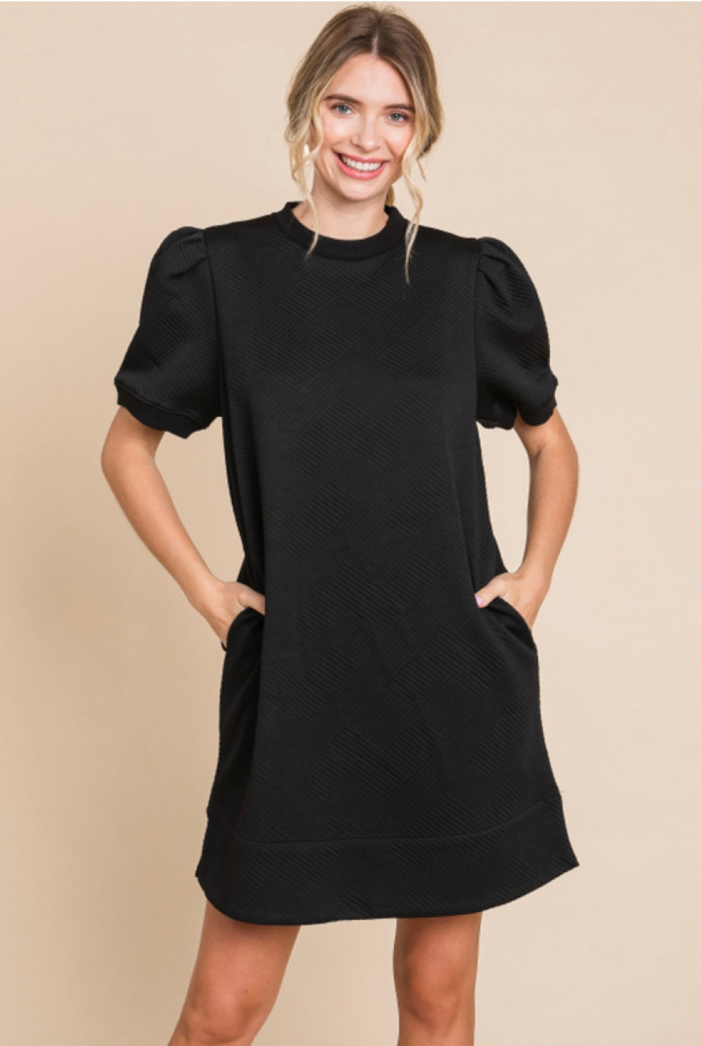 Textured dress with pockets