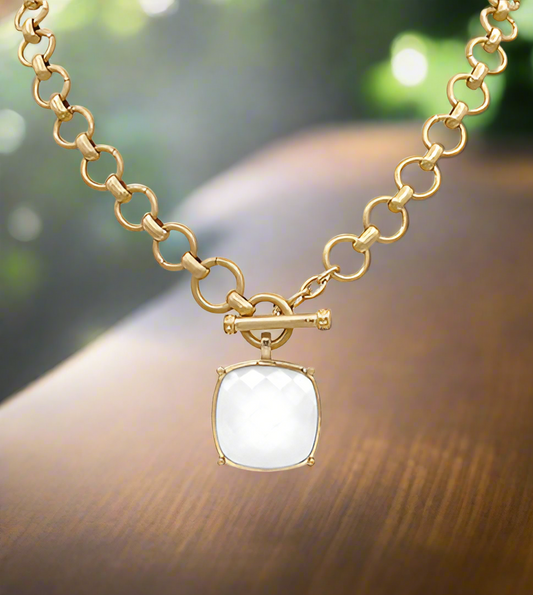 Gold Link Necklace with White Pendant
