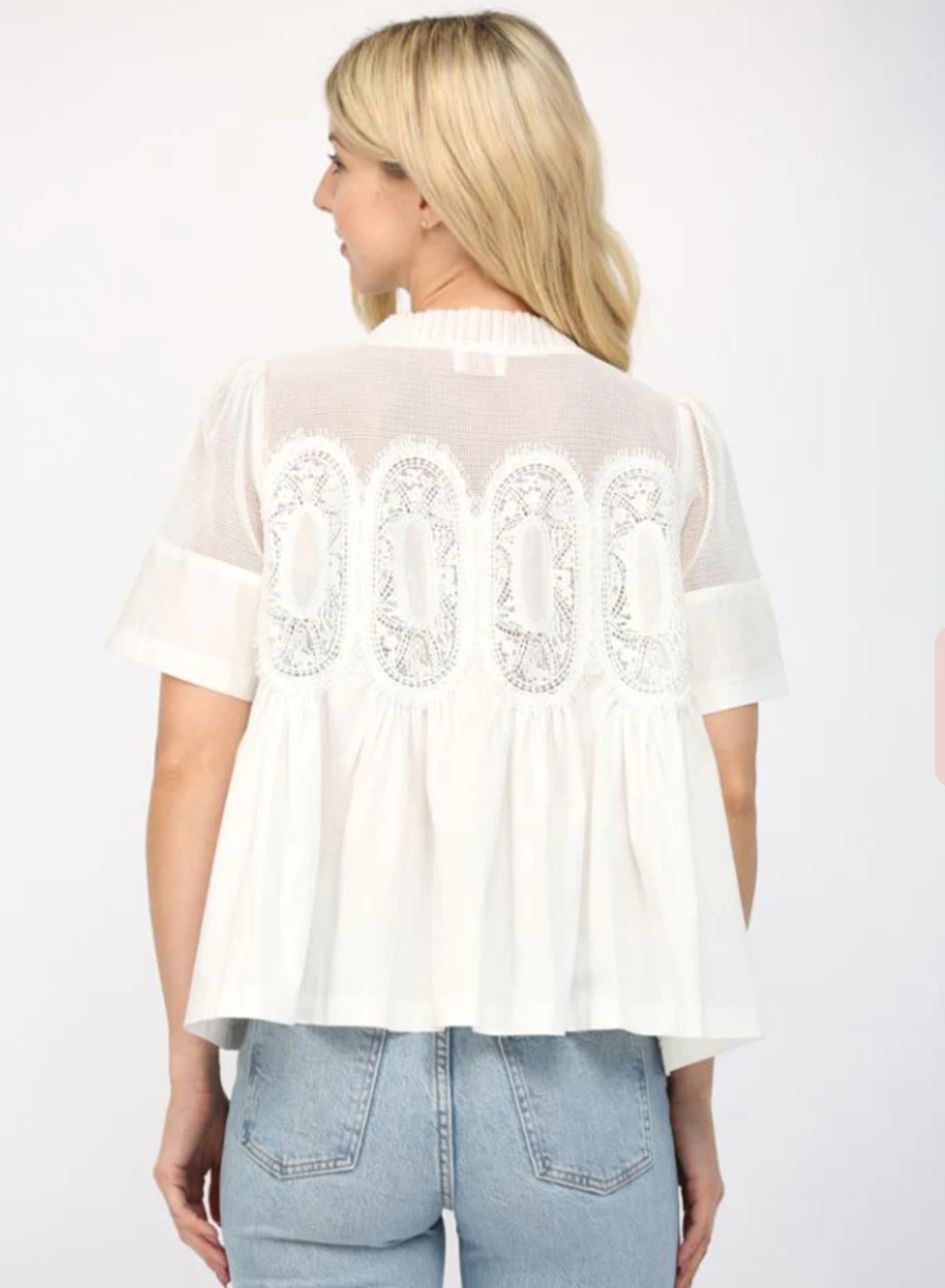 Mesh Combined Top with Applique