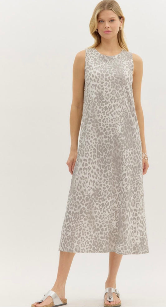 Sleeveless pullover midi dress