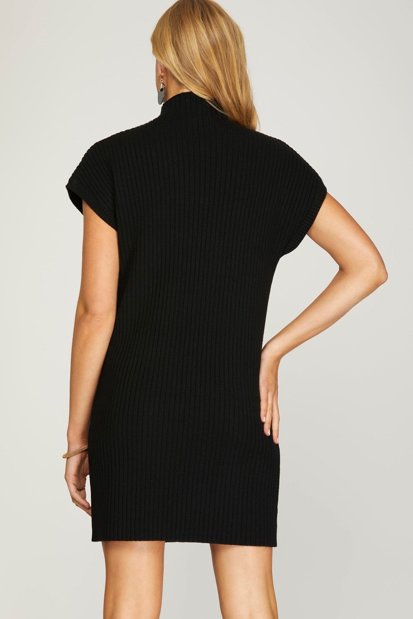 Drop shoulder mock neck sweater with Pockets