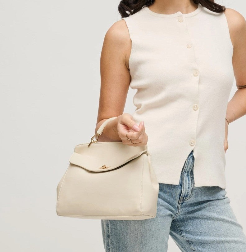 🤍 Ivory Elegance Crossbody Bag